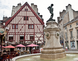 The statue that stands in the fountain in Dijon's Place François-Rude, Dijon